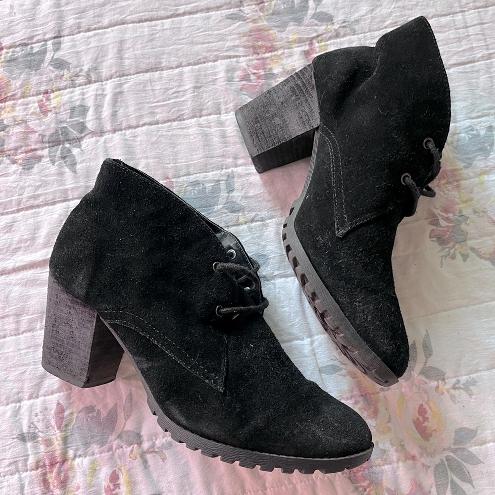 White Mountain Women’s Black Leather Booties Size 8 1/2